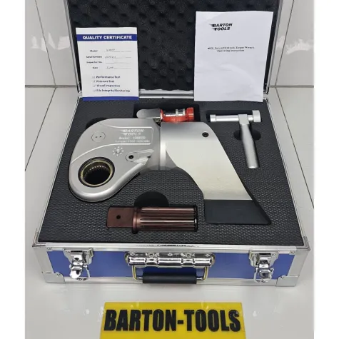 Hydraulic Torque Wrench - Square Drive Square Drive Hydraulic Torque Wrench 1.5" Drive 1553-15528Nm M24-M72 (36-105mm) 10MXTD BARTON 1 10mxtd
